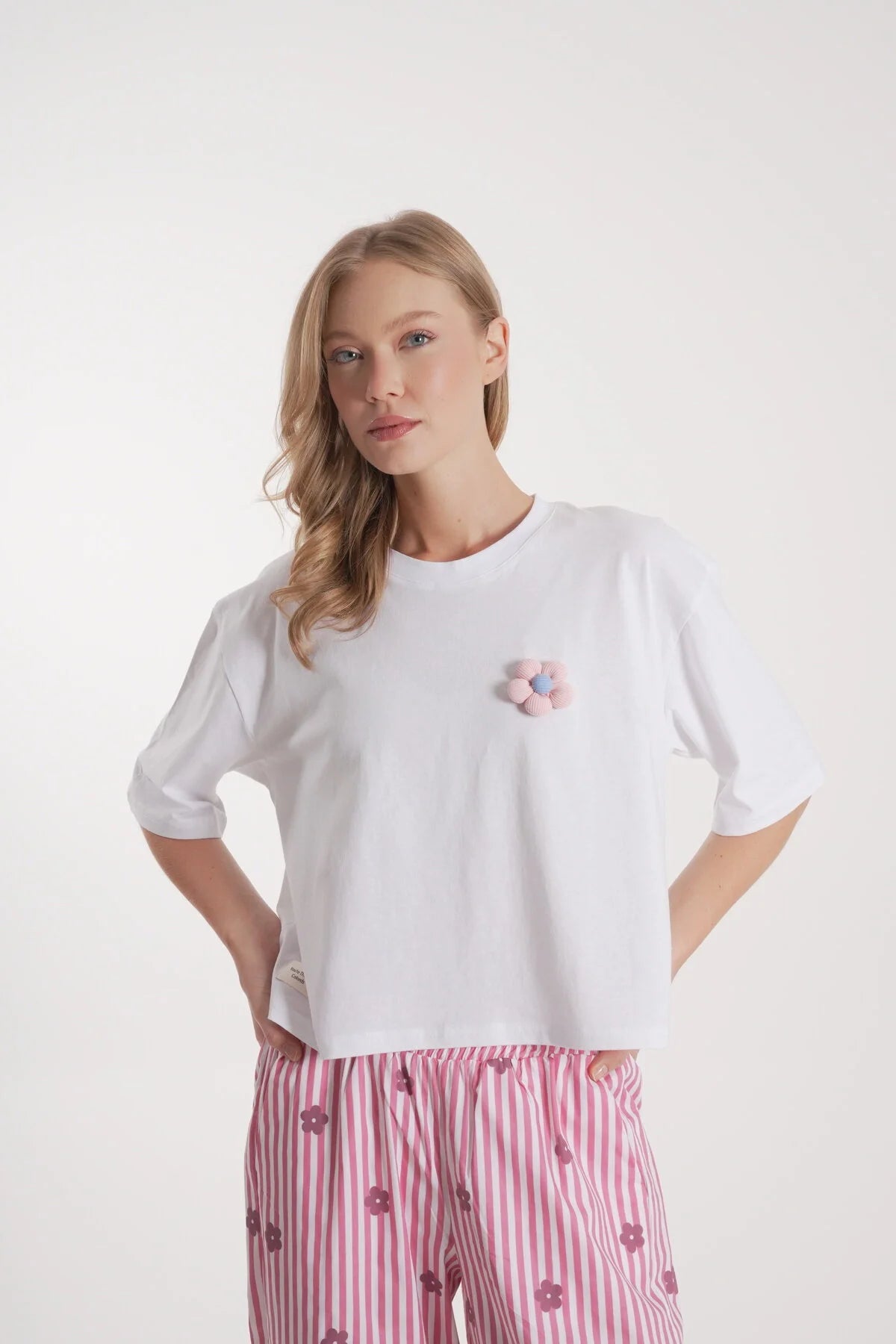 Kadın Çiçek Detay Uzun Pijama Takımı