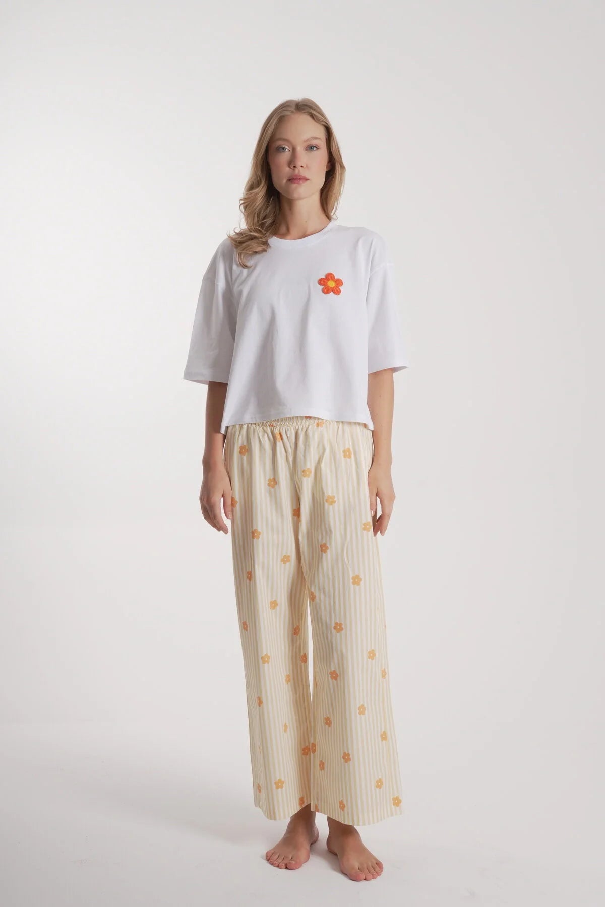 Kadın Çiçek Detay Uzun Pijama Takımı