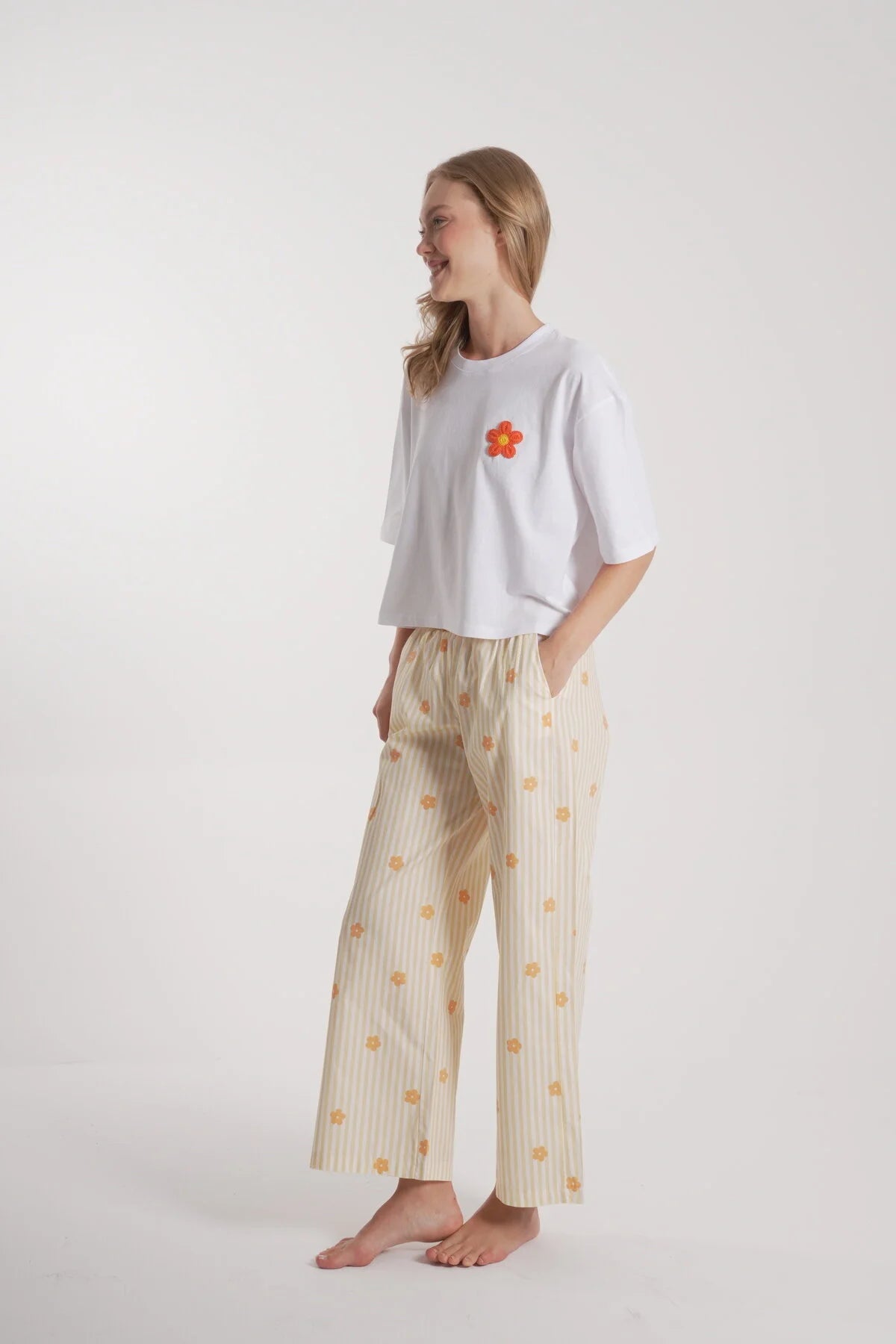 Kadın Çiçek Detay Uzun Pijama Takımı