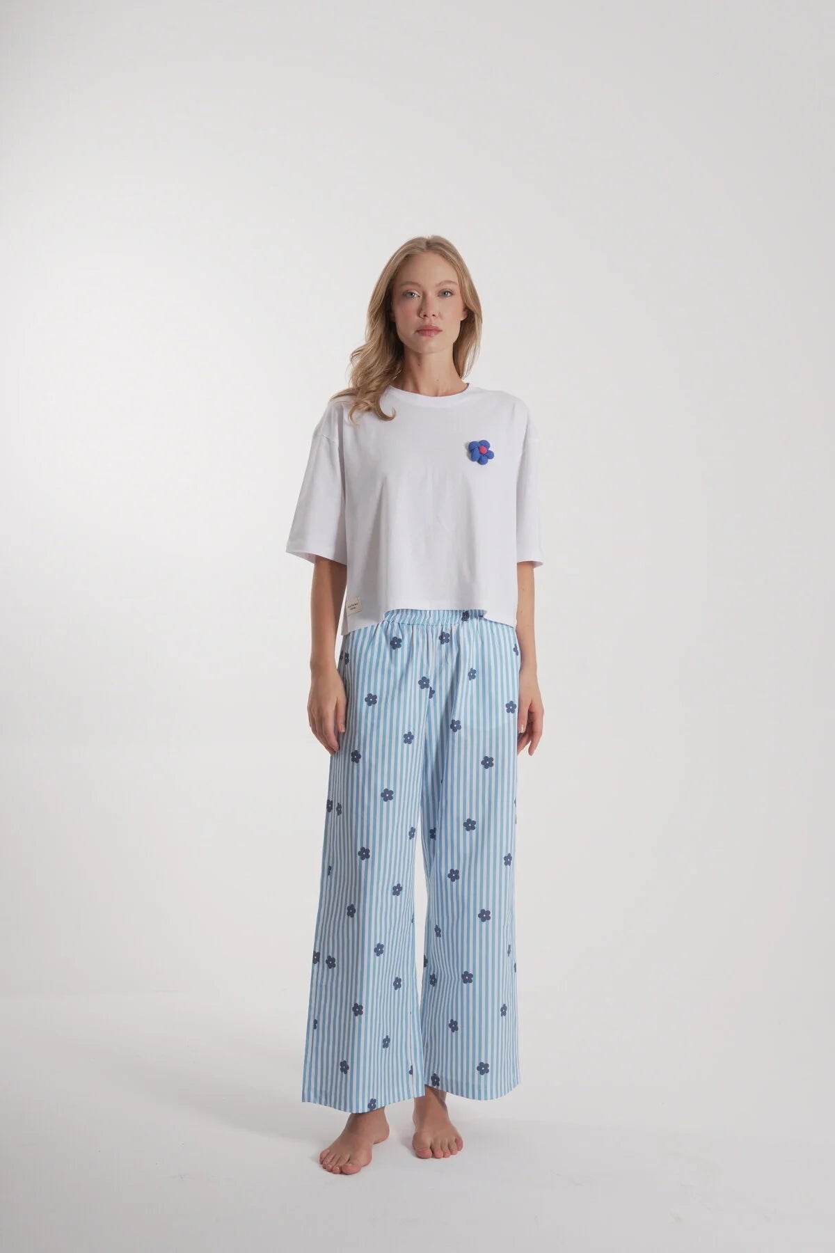 Kadın Çiçek Detay Uzun Pijama Takımı