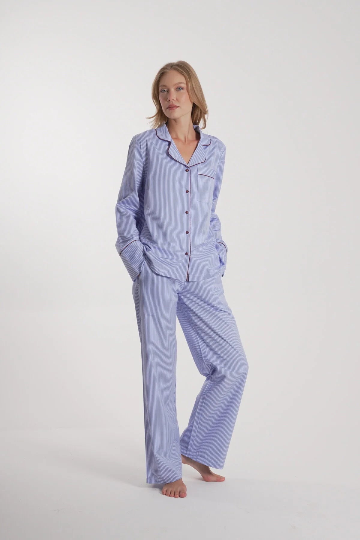 Kadın İnce Çizgili Pijama Takımı