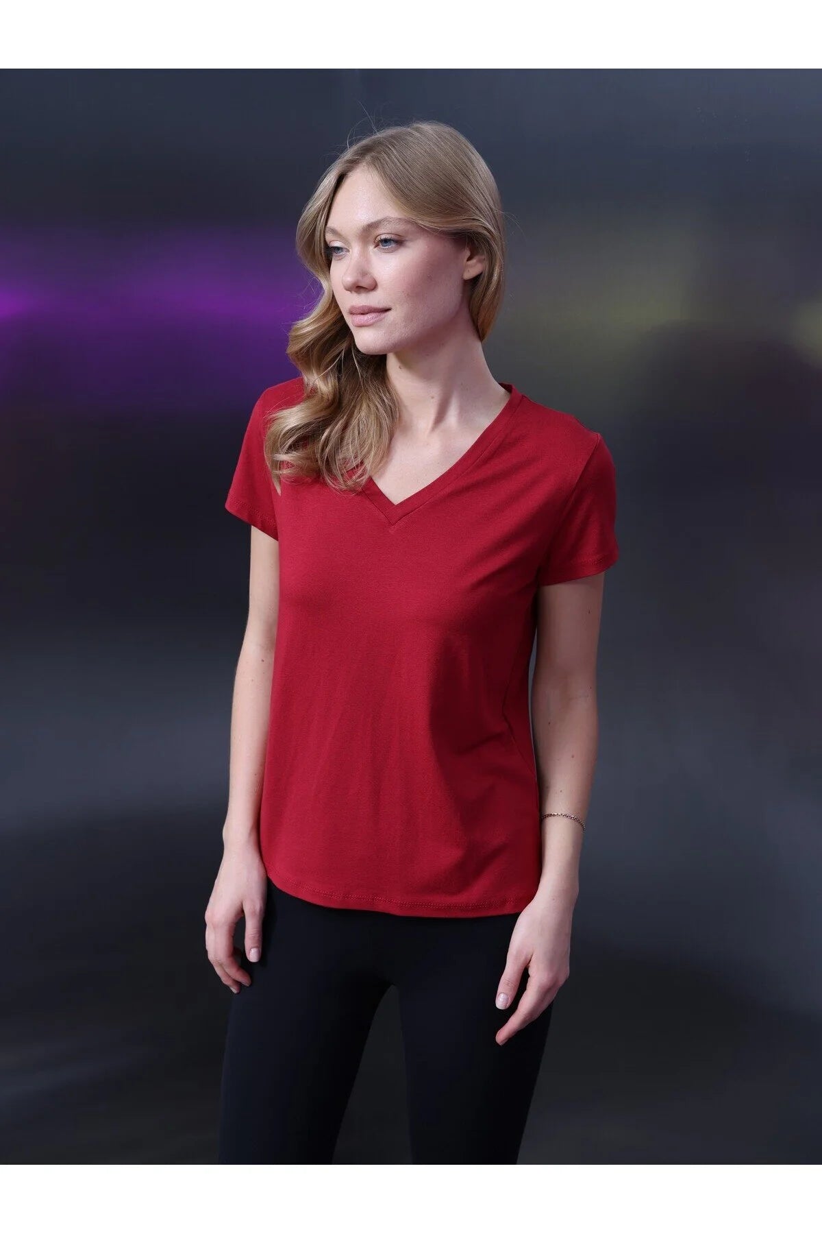 Kadın V Yaka T-Shirt