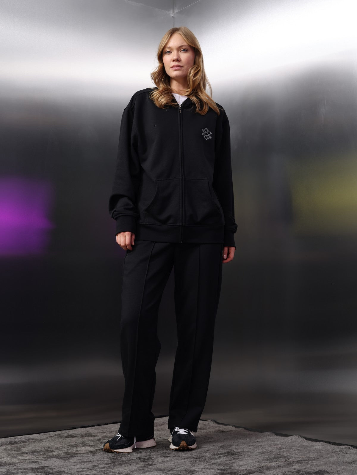 Unisex Nakış Detaylı Eşofman Takımı