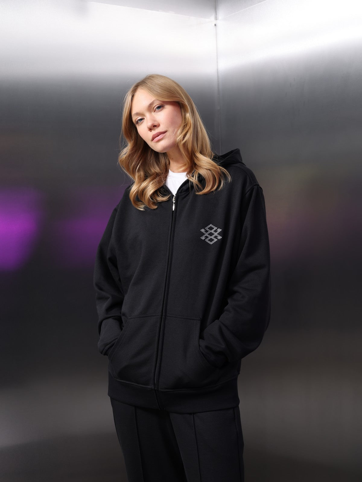 Unisex Nakış Detaylı Eşofman Takımı