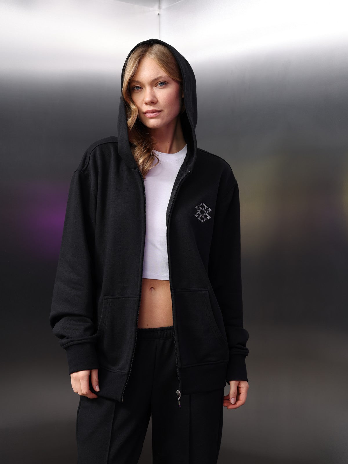 Unisex Nakış Detaylı Eşofman Takımı