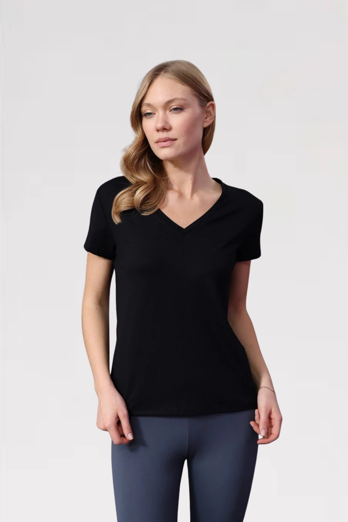 Kadın V Yaka T-Shirt