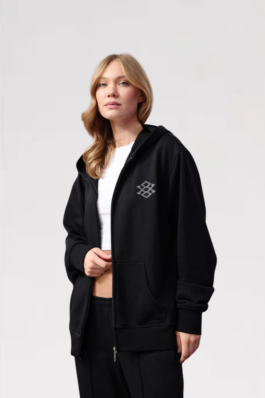 Unisex Nakış Detaylı Eşofman Takımı